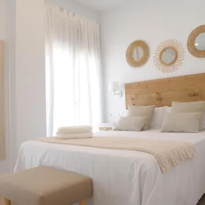 puerta-del-buey-apartamentos.es-andalucia.com/